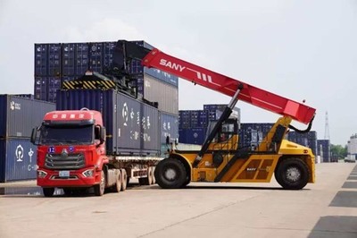 中老鐵路老撾段貨運量穩步增長，上半年發送貨物300萬噸